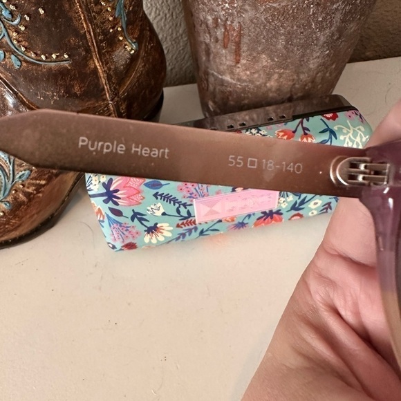 LULAROE Cateye sunglasses - Picture 9 of 9